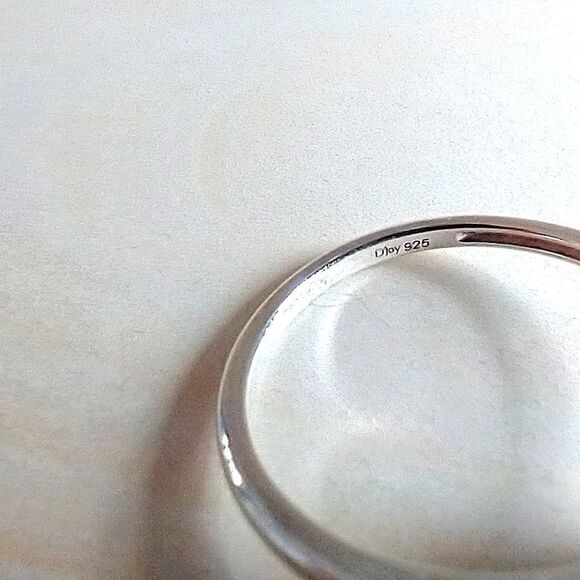 White Crystal Ring In Sterling Silver - Picture 8 of 11